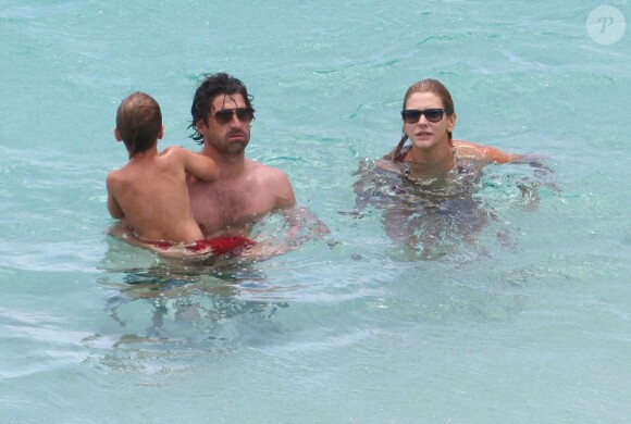 Patrick Dempsey, sa femme Jillian et leurs enfants lors de vacances de Pâques à Los Cabos, fin mars 2013