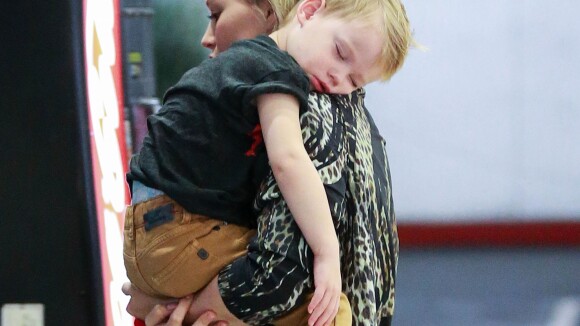 Hilary Duff épuise son fils Luca : Trop de shopping tue le shopping !