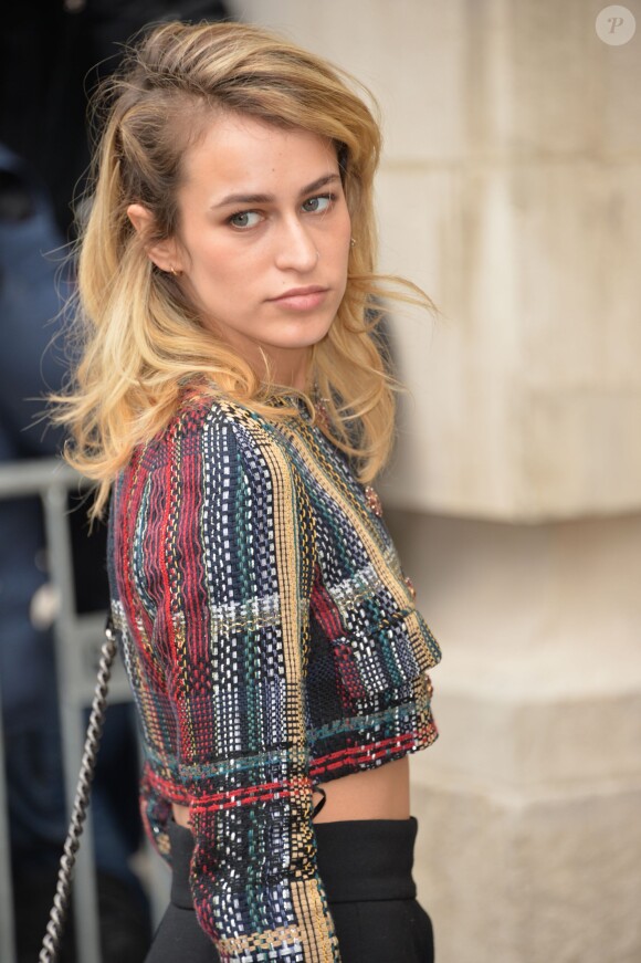 Alice Dellal - Arrivées au 2ème défilé de mode "Chanel", collection Haute Couture printemps-été 2015/2016, au Grand Palais à Paris. Le 27 janvier 2015