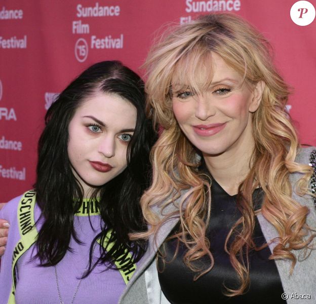 Courtney Love Avoue Une Derangeante Confession Sur Sa Grossesse Purepeople