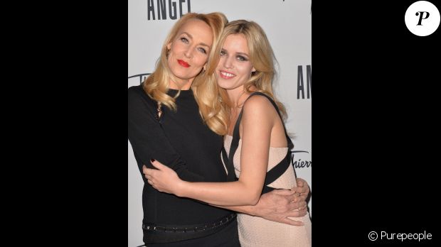 Présentation de la nouvelle étoile de la galaxie &quot;Angel&quot; de Thierry Mugler avec son égérie Georgia May Jagger à la Coupole du Printemps Haussmann à Paris, le 30 janvier 2015.