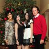 Kris, Kylie, Kendall et Bruce Jenner lors de la soirée de Noël chez les Kardashian à Los Angeles, le 24 décembre 2009