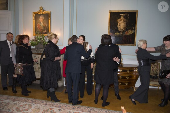 La princesse Madeleine de Suède, enceinte de cinq mois de son deuxième enfant, et son mari Christopher O'Neill étaient reçus le 2 février 2015 à déjeuner au château de Gävle.