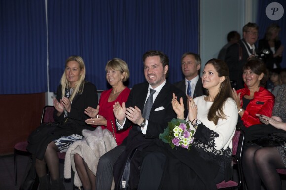 La princesse Madeleine de Suède, enceinte de 5 mois de son deuxième enfant, et son mari Christopher O'Neill étaient le 2 février 2015 en visite officielle à Gävle.