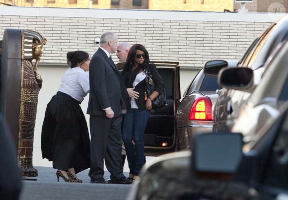 Bobbi Kristina arrive à Newark, le 17 février 2012.