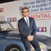 Simon Baker est invité dans les locaux de TF1 pour remettre à Nonce Paolini la Citroen DS de son personnage dans la série Mentalist, le vendredi 6 février 2015.