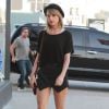 Taylor Swift sort de chez sa mère Andrea puis se rend dans un studio à Los Angeles, le 4 février 2015.