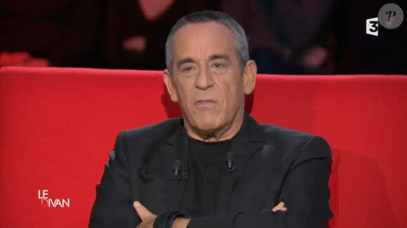 Thierry Ardisson parle de son enfance mais aussi de sa tentative de suicide dans l'émission Le Divan présentée par Marc-Olivier Fogiel sur France 3. Le 10 février 2015.