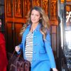 Blake Lively, enceinte, sort de son hôtel à New York, le 4 décembre 2014 