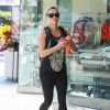 Reese Witherspoon se rend à son cours de gym avec son fils Deacon Phillippe à Los Angeles, le 15 février 2015.  