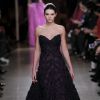 Kendall Jenner défile pour Oscar De La Renta (collection automne-hiver 2015). New York, le 17 février 2015.