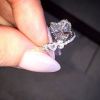 Sur son compte Instagram, Lady Gaga a ajouté une photo de l'envers de sa bague de fiançailles le 19 février 2015