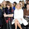 Anna Wintour et Sienna Miller assistent au défilé Calvin Klein automne-hiver 2015-2016, aux Spring Studios. New York, le 19 février 2015.
