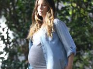 Jessica Biel enceinte : La chérie de Justin arbore un beau baby bump au travail