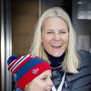 Princesse Mette-Marit de Norvège et sa fille - La famille royale suédoise et la famille royale norvégienne assistent aux championnats du monde de ski nordique à Falun en Suède, le 27 février 2015.