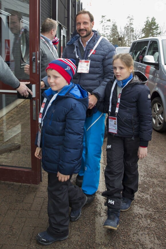 Le prince Haakon de Norvège et la princesse Ingrid Alexandra et le prince Sverre Magnus - La famille royale suédoise et la famille royale norvégienne assistent aux Championnats du monde de ski nordique de la FIS à Falun le 27 février 2015