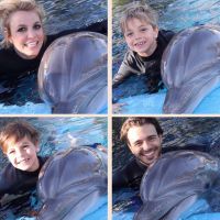 Britney Spears : Baignade en famille avec les dauphins le jour, showgirl la nuit