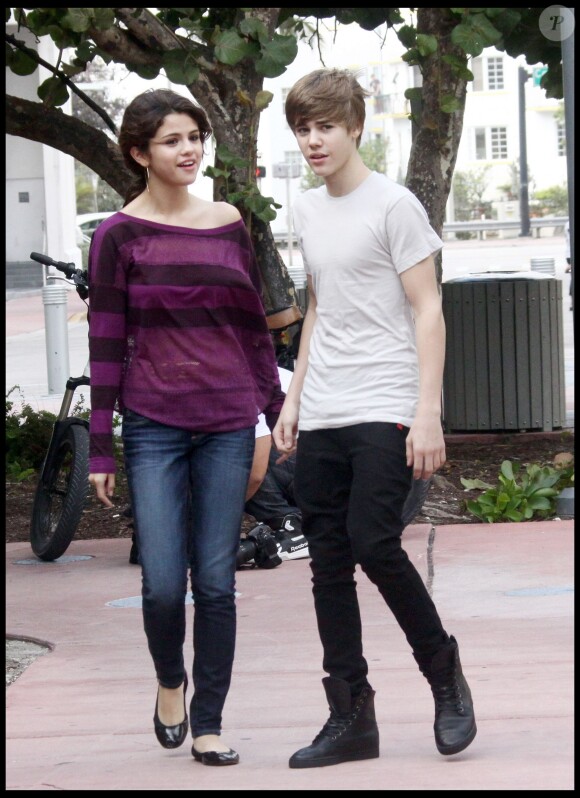 Justin Bieber et Selena Gomez à Miami le 19 décembre 2010