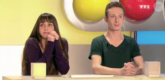 Thierry Beccaro piégé dans l'émission Stars sous hypnose, sur TF1 le 27 février 2015. Il a été piégé par une jeune femme prénommée Romane. Une jolie brune qui n'est autre comédienne.