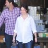 Exclusive - Jennifer Love Hewitt enceinte fait du shopping à Ron Herman, elle achète des bougies a Candle Delirium dans le quartier de West Hollywood le 4 mars 2015. 