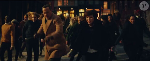 "I Really Like You", le nouveau clip de Carly Rae Jepsen avec Justin Bieber et Tom Hanks. Le clip a été dévoilé le 7 mars 2015.
