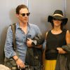 Benedict Cumberbatch et Sophie Hunter, enceinte, de retour de lune de miel à Bora-Bora. Le 6 mars 2015 à l'aéroport de Los Angeles.
