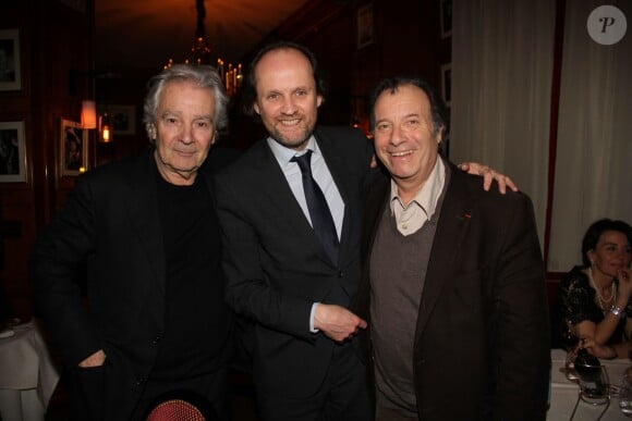 Exclusif - Pierre Arditi, Jean-Marc Dumontet, Daniel Russo - Dîner au Fouquet's des comédiens de la pièce "l'être ou pas" à Paris le 9 mars 2015.