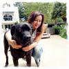 Jennifer Tilly et le chien de son ex-mari Sam Simon