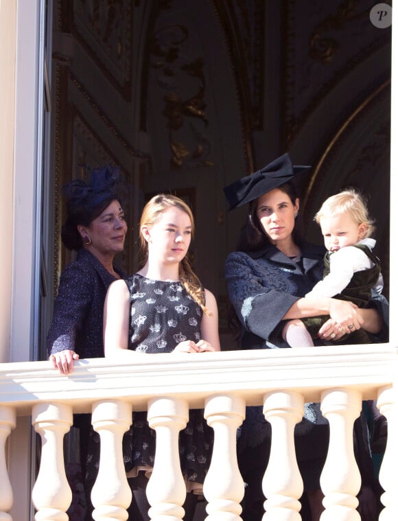 La princesse Caroline de Hanovre, la princesse Alexandra de Hanovre, Sacha Casiraghi et sa mère Tatiana Santo Domingo, enceinte, le 19 novembre 2014 au palais princier pour la Fête nationale monégasque