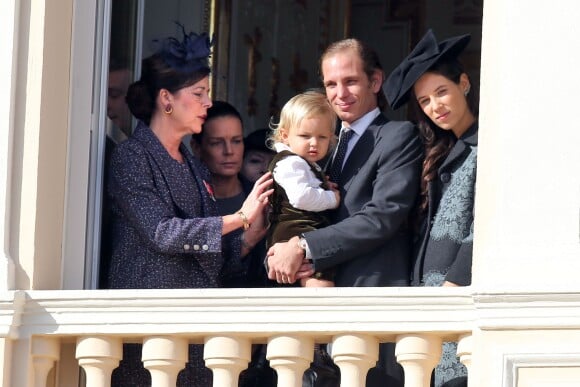 La princesse Caroline de Hanovre, la princesse Stéphanie de Monaco, Andrea Casiraghi, son fils Sacha Casiraghi et Tatiana Santo Domingo, enceinte de leur second enfant, le 19 novembre 2014 au palais princier pour la Fête nationale monégasque