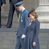 Le prince William et Kate Middleton, enceinte, le 13 mars 2015 à la sortie de la cathédrale St Paul de Londres après un service commémorant les 453 membres des forces armées britanniques morts lors des opérations en Afghanistan depuis 2001.