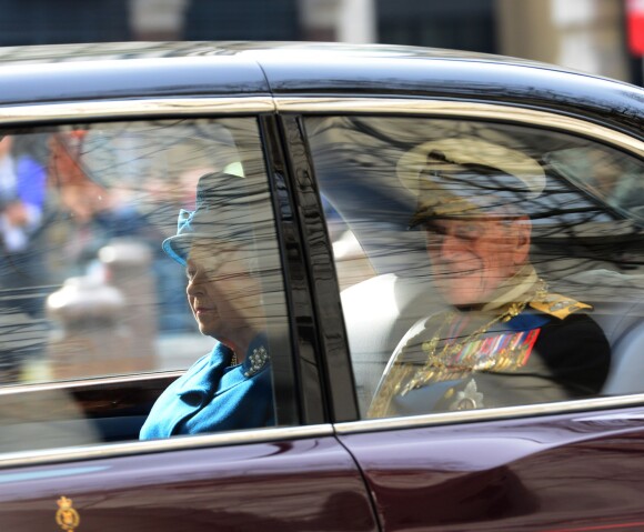 La reine Elizabeth II et le duc d'Edimbourg assistaient le 13 mars 2015 en la cathédrale St Paul de Londres à un service commémorant les 453 membres des forces armées britanniques morts lors des opérations en Afghanistan depuis 2001.
