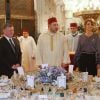 Le prince héritier Moulay El Hassan, la princesse Lalla Salma du Maroc, le roi Abdullah II de Jordanie, le roi Mohammed VI du Maroc, la reine Rania de Jordanie lors d'un dîner au palais royal à Casablanca le 11 mars 2015 en l'honneur de la visite officielle du roi Abdullah II de Jordanie et son épouse.