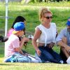 Britney Spears, accompagnée de ses fils Sean Preston et Jayden James et de son petit ami Charlie Ebersol à Calabasas, le 15 mars 2015.