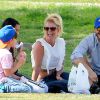 Britney Spears, accompagnée de ses fils Sean Preston et Jayden James et de son petit ami Charlie Ebersol à Calabasas, le 15 mars 2015.