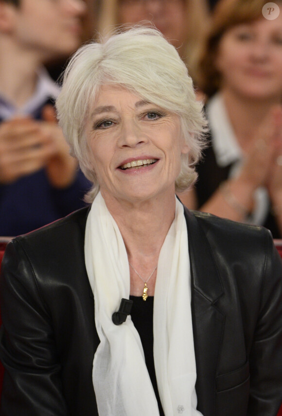 Françoise Hardy lors de l'enregistrement de l'émission "Vivement Dimanche" à Paris le 24 septembre 2013