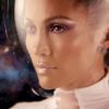 Le 20 mars 2015, Jennifer Lopez a dévoilé son nouveau clip vidéo Feel The Light extrait du nouveau dessin-animé des studios Dreamworks, Home.