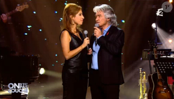 Léa Salamé et Daniel Guichard, sur le plateau de La télé chante pour le Sidaction. Diffusion le samedi 28 mars à 20h50 sur France 2.