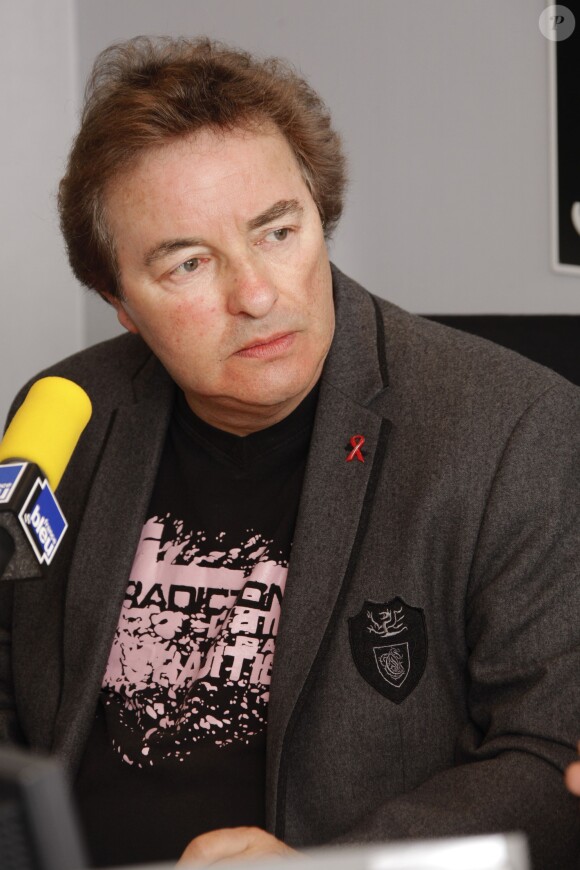 Richard Dewitte à l'émission "On repeint la musique" à Paris, le 28 mars 2012