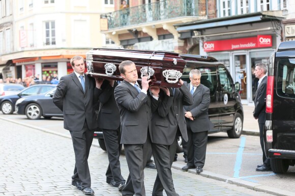 Les obsèques d'Alexis Vastine en l'église Saint-Ouen à Pont-Audemer le 25 mars 2015