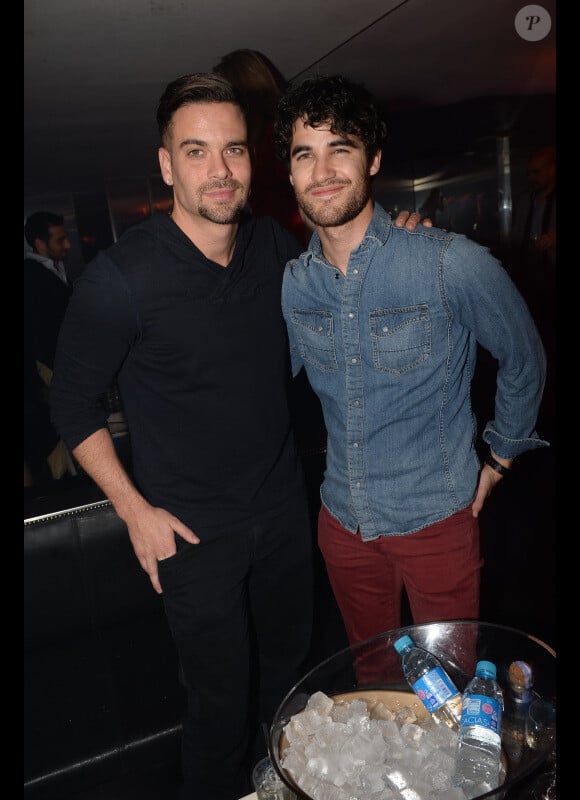 Exclusif - Mark Salling et Darren Criss de Glee faisant la fête au Queen à Paris le 23mars 2015.