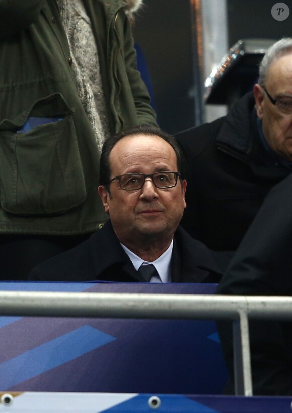 François Hollande lors du match entre la France et le Brésil au Stade de France à Saint-Denis le 26 mars 2015