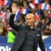 Zinédine Zidane lors de l'hommage rendus aux Bleus "centenaires", avant la rencontre France-Brésil au Stade de France à Saint-Denis, ke 26 mars 2015