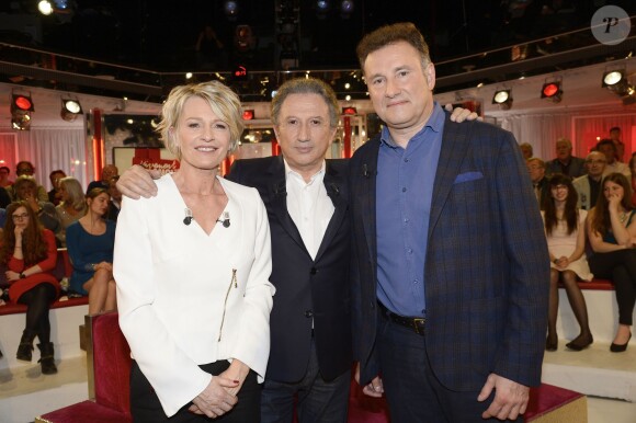 Sophie Davant, Michel Drucker et Pierre Sled - Enregistrement de l'émission Vivement Dimanche à Paris le 1er avril 2015.