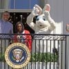 Michelle et le président Barack Obama ont ouvert les portes de la Maison Blanche pour Pâques le 6 avril 2015. Au programme : courts de tennis, matchs de basket, concert du groupe Fifth Harmony et chasse aux oeufs !