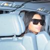 Kim Kardashian arrive à l'aéroport Zvartnots près d'Erevan, en Arménie. Le 8 avril 2015.