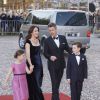 La princesse Mary de Danemark avec son mari le prince Frederik et leurs enfants Isabella et Christian lors de la soirée de gala à l'occasion du 75e anniversaire de la reine Margrethe II de Danemark à Aarhus le 8 avril 2015.