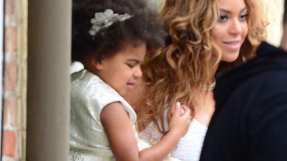 Beyoncé Knowles : Sa mère remariée sur un yacht sublime devant Jay Z et Blue Ivy