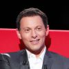 Exclusif - Marc-Olivier Fogiel a pris la place de ses invités dans le fameux fauteuil rouge de son émission Le Divan, à Paris le 13 mars 2015.