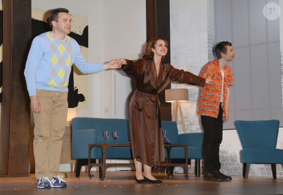 Guillaume de Tonquédec, Lysiane Meis et Eric Elmosnino - 200e de la pièce "Un dîner d'adieu" au théâtre Édouard VII à Paris le 14 avril 2015.